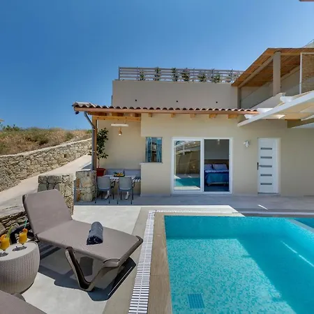 Spiros-soula Thematic Hotel